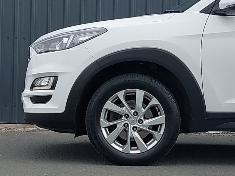 Hyundai Genesis Tucson 1.6 Gdi Se Nav 2Wd Estate White #19