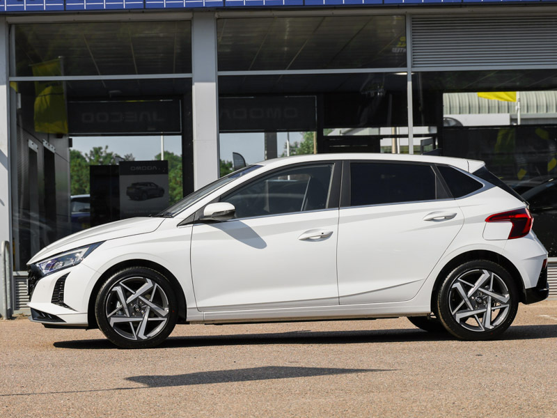 Hyundai I20 1.0T Gdi 90 Tech Line SY26ULJ White #4