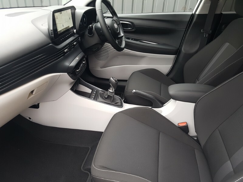 Hyundai I20 1.0T Gdi 90 Tech Line SW26PZJ White #5