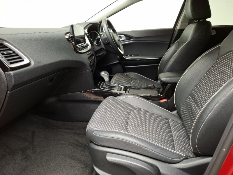 Kia Ceed 1.5T Gdi Isg 138 3 Dct Red #5