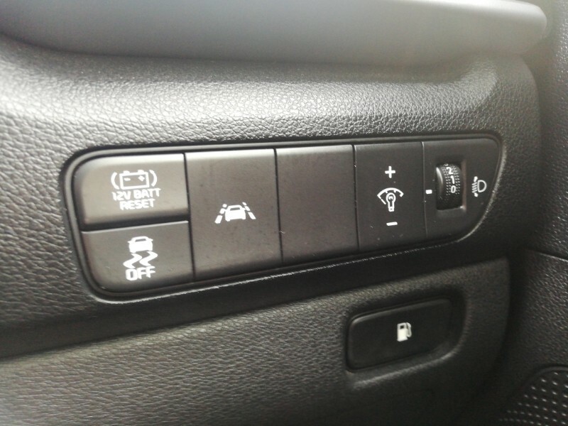 Kia Niro 1.6 Gdi 2 Suv Hybrid Dct White #14