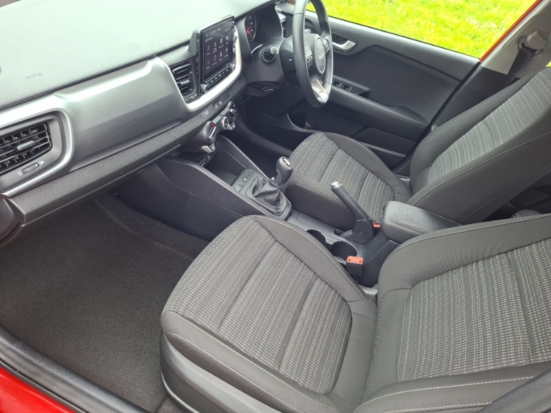 Kia Stonic 1.0T Gdi 99 2 Red #4