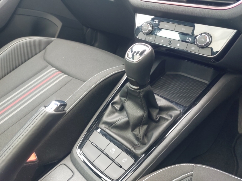 Skoda Kamiq 1.5 Tsi Se L Dsg Black #12