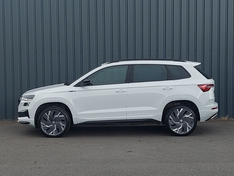 Skoda Karoq 1.5 Tsi Sportline Dsg White #4