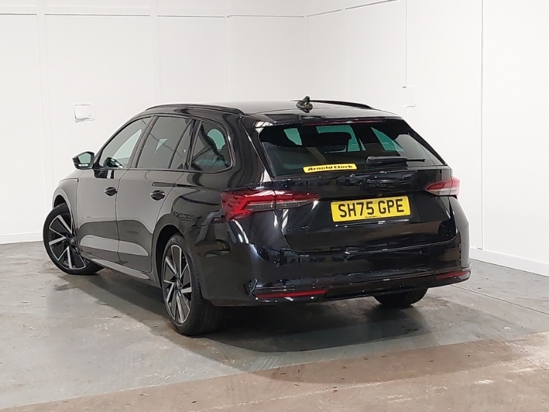 Skoda Octavia 2.0 Tdi 150 Sportline Dsg Black #2
