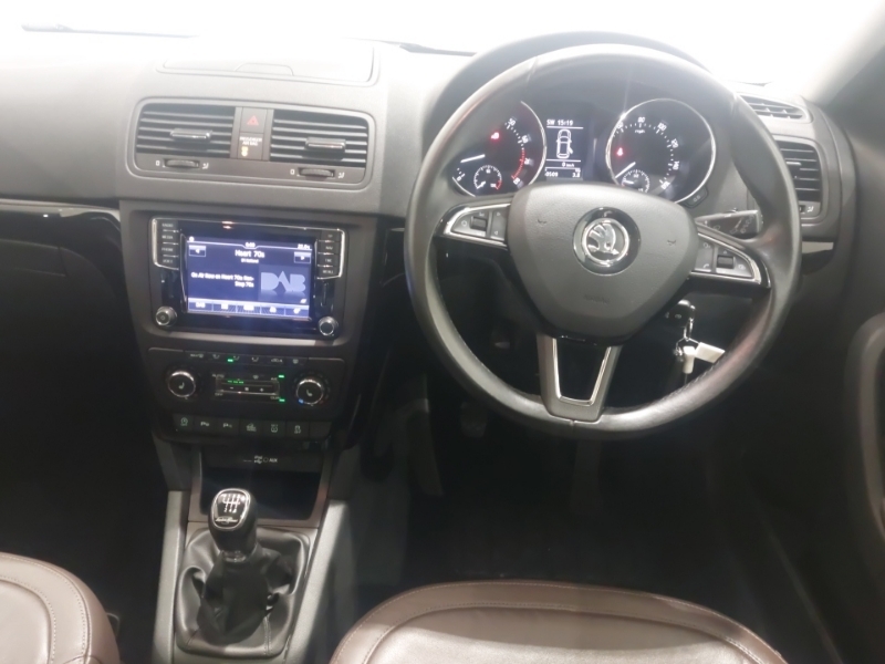 Skoda Yeti 1.2 Tsi 110 Se L Drive Dsg White #8