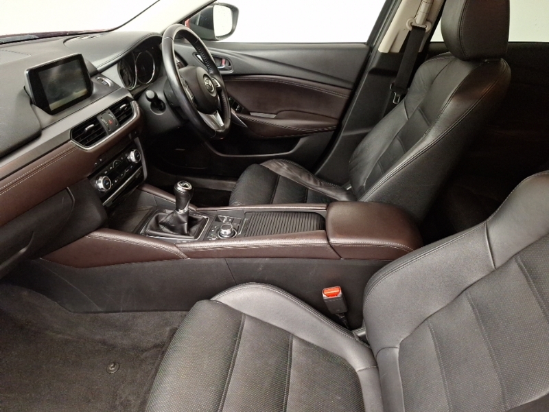Mazda 6 2.2D 175 Sport Nav Red #5
