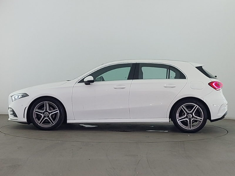 Mercedes-Benz A Class A180 Amg Line Executive NX19FAO White #4