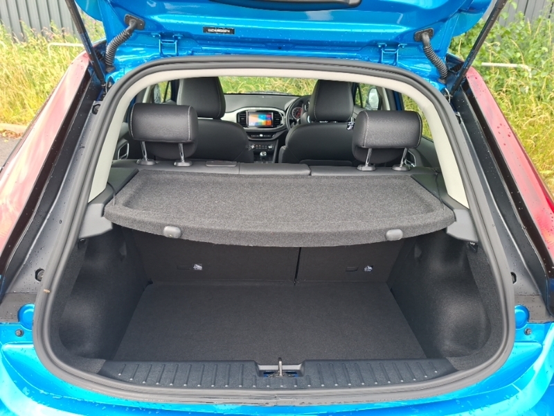 MG MG3 2024 1.5 Hybrid Mhev Se 191 Bhp Euro Black #18