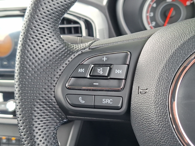 MG MG3 2024 1.5 Hybrid Mhev Se 191 Bhp Euro Black #12