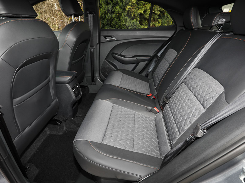 MG MG3 1.5 Hybrid Trophy MG3BLA Black #6