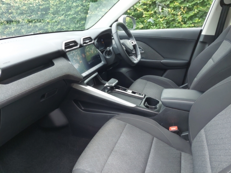MG ZS 1.5 Hybrid Se LF25VMT White #5