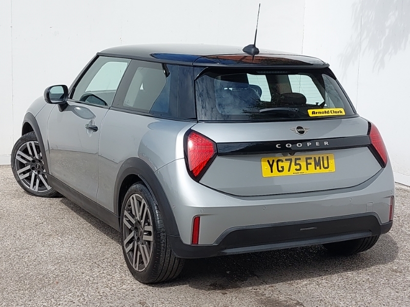 Mini Hatch 1.5 C Classic YG75FMU Silver #2