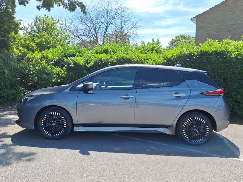 Nissan Leaf 110Kw N-connecta 39Kwh Grey #4