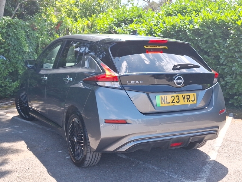 Nissan Leaf 110Kw N-connecta 39Kwh Grey #2