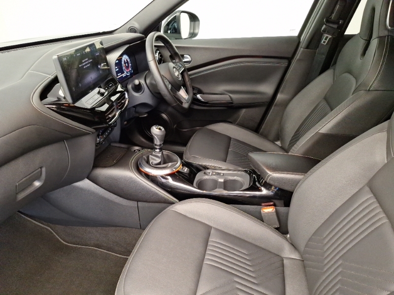 Nissan Juke 1.0 Dig-t Tekna SM25HVZ Silver #5