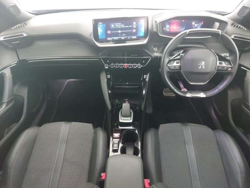 Peugeot e-2008 100Kw Gt Line 50Kwh Black #3