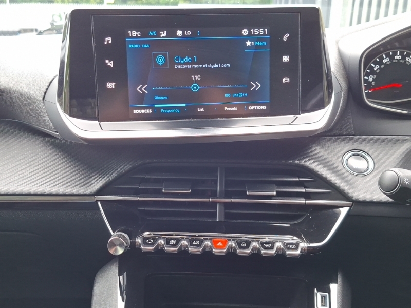 Peugeot 208 1.2 Puretech Allure Premium Hatchback #11