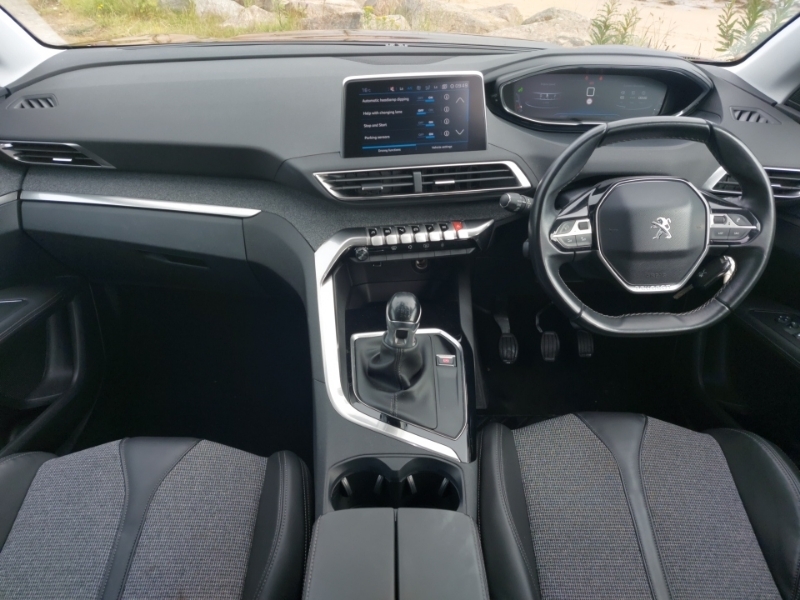 Peugeot 3008 1.5 Bluehdi Allure BC18NYU Brown #3