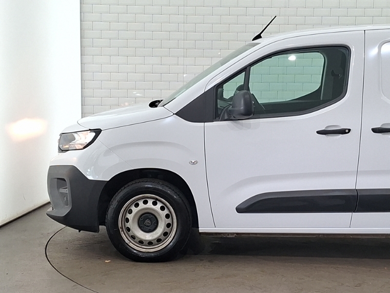 Peugeot Partner 1.5 Bluehdi 100 Professional Van White #19
