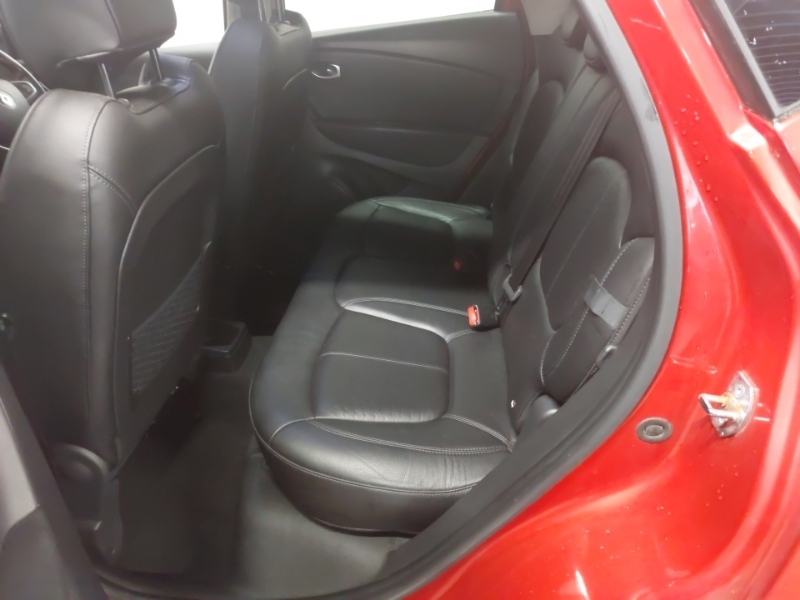 Renault Captur 0.9 Tce 90 Signature X Nav Red #6