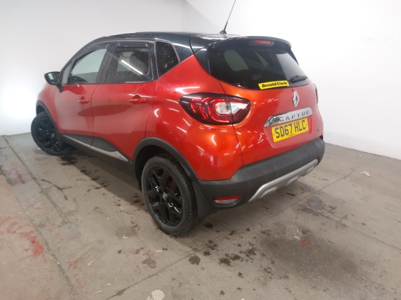 Renault Captur 0.9 Tce 90 Signature X Nav Red #2
