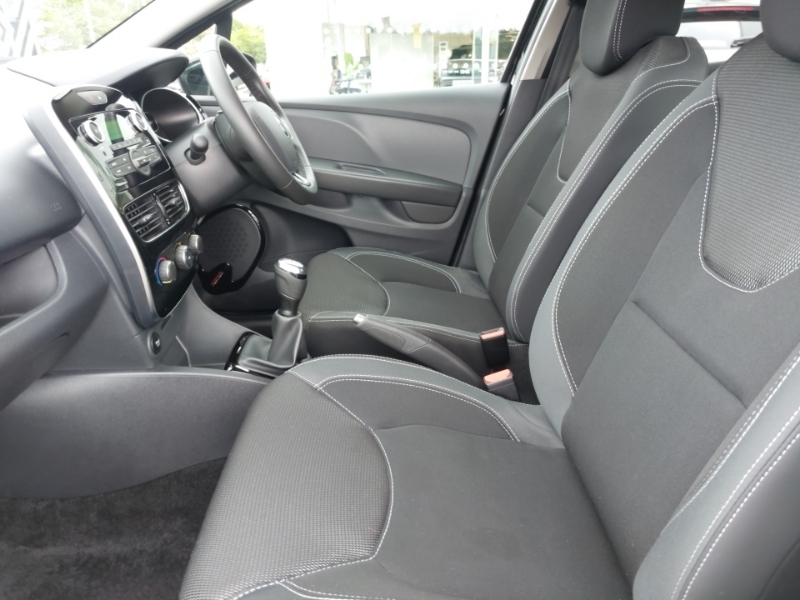 Renault Clio 0.9 Tce 90 Play Black #5