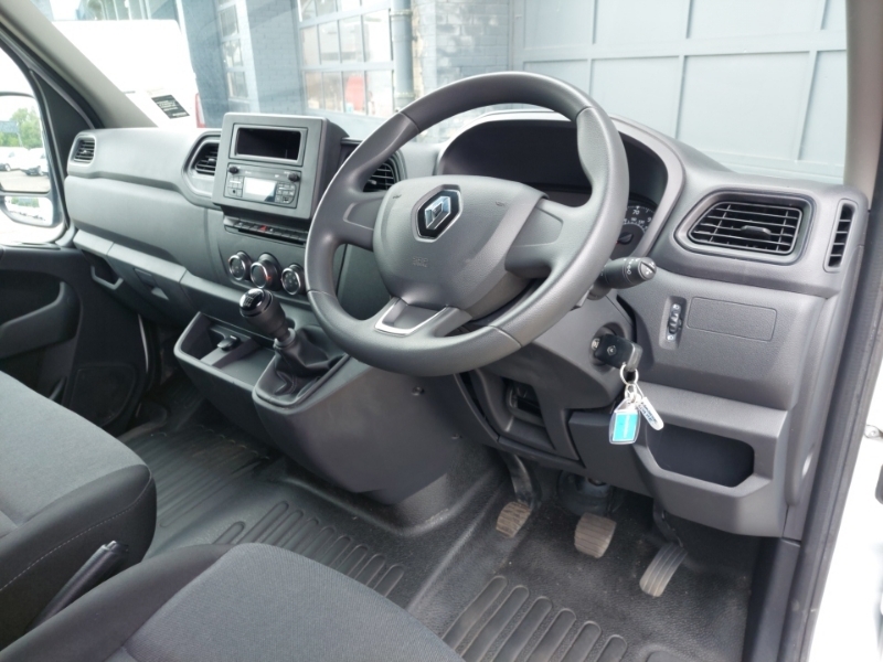 Renault Master Sl28dci 110 Business Low Roof Van White #3