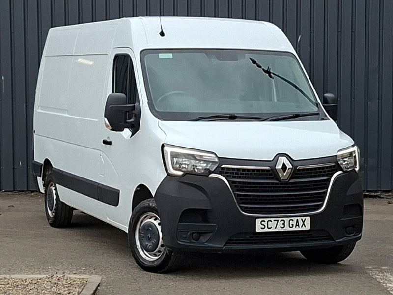Renault Master Mm35 Blue Dci 135 Start Medium Roof Van White