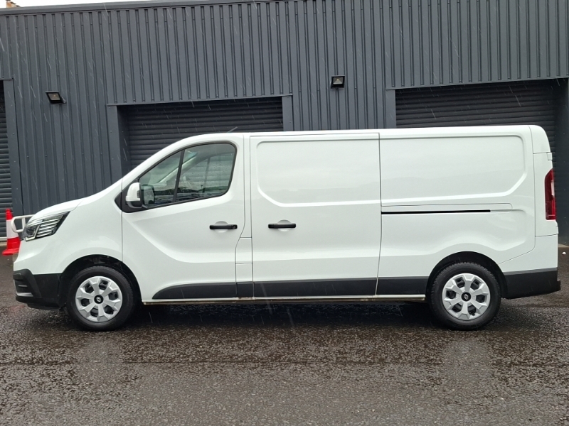 Renault Trafic Ll30 Blue Dci 130 Advance Safety Van White #4