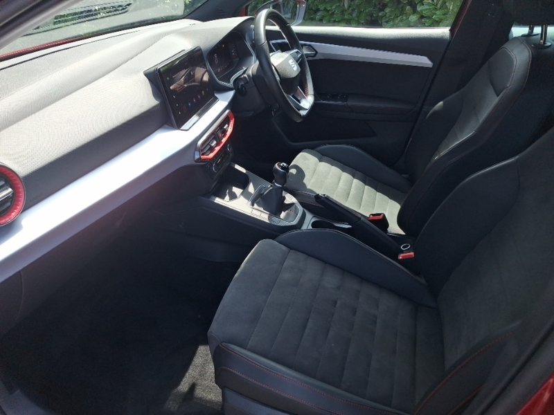 Seat Ibiza 1.0 Tsi 115 Fr Sport Red #5