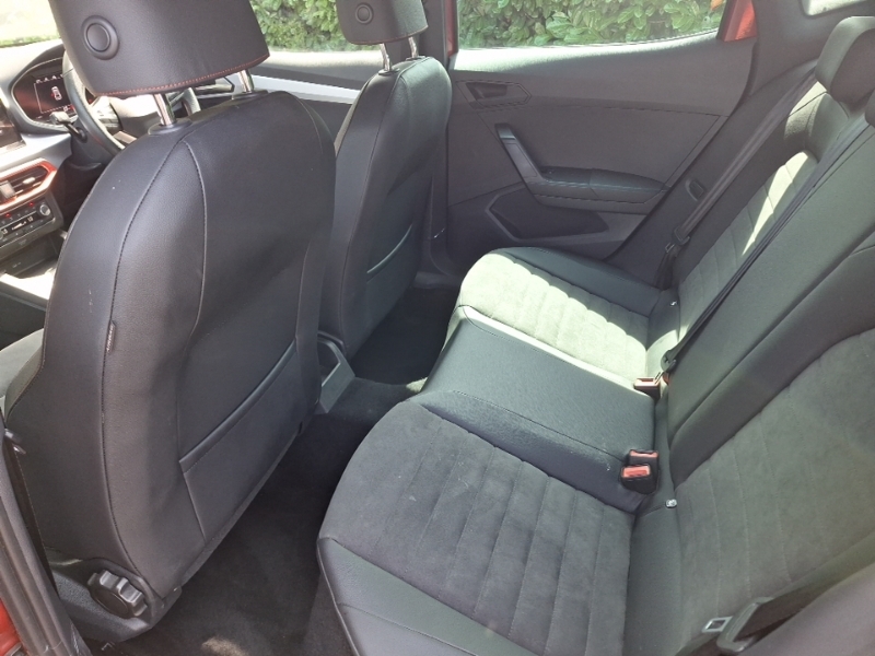 Seat Ibiza 1.0 Tsi 115 Fr Sport Red #6