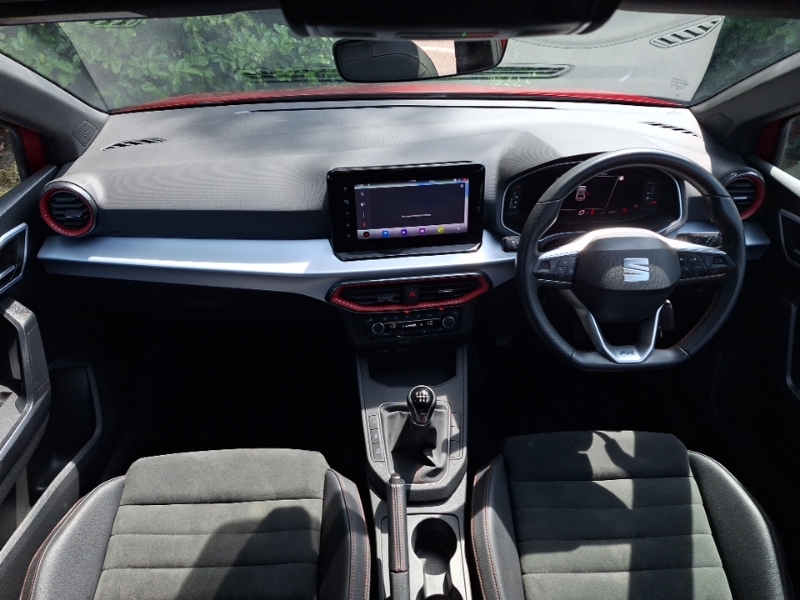 Seat Ibiza 1.0 Tsi 115 Fr Sport Red #3
