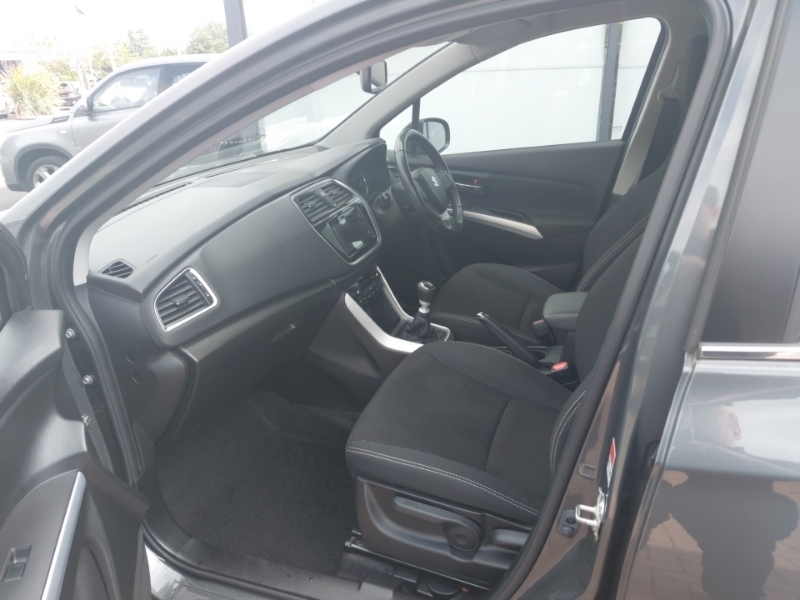 Suzuki SX4 S Cross 1.4 Boosterjet 48V Hybrid Sz-t Grey #5