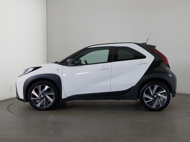 Toyota Aygo X 1.0 Vvt-i Edge White #4