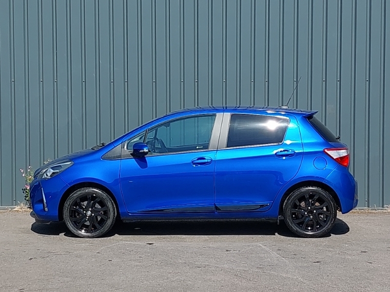 Toyota Yaris 1.5 Vvt-i Design SD18AFX Blue #4