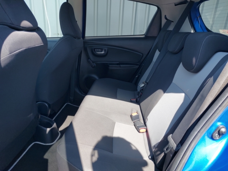 Toyota Yaris 1.5 Vvt-i Design SD18AFX Blue #6
