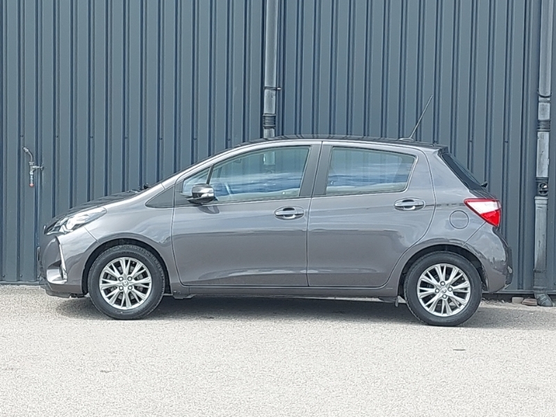 Toyota Yaris 1.5 Vvt-i Icon Cvt Grey #4