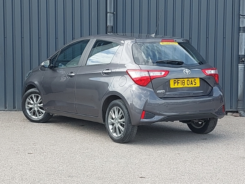 Toyota Yaris 1.5 Vvt-i Icon Cvt Grey #2