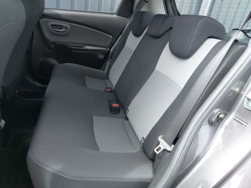 Toyota Yaris 1.5 Vvt-i Icon Cvt Grey #6