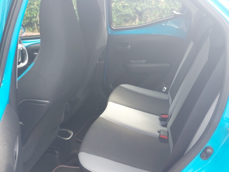 Toyota Aygo 1.0 Vvt-i X-cite 2 X-shift Blue #6