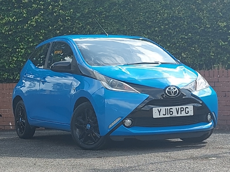 Toyota Aygo 1.0 Vvt-i X-cite 2 X-shift Blue
