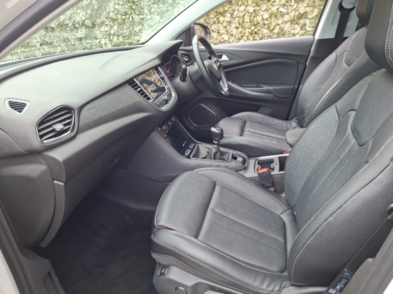 Vauxhall Grandland X 1.5 Turbo D Elite Nav White #5