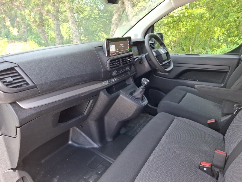 Vauxhall Vivaro 1.5 Turbo D 120 Prime H1 Van White #5