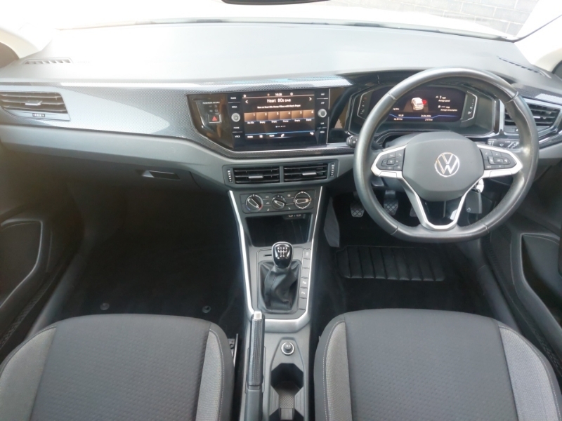 Volkswagen Taigo 1.0 Tsi Life Grey #3