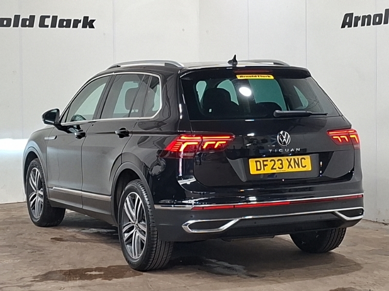 Volkswagen Tiguan 2.0 Tdi Elegance Dsg DF23XNC Black #2