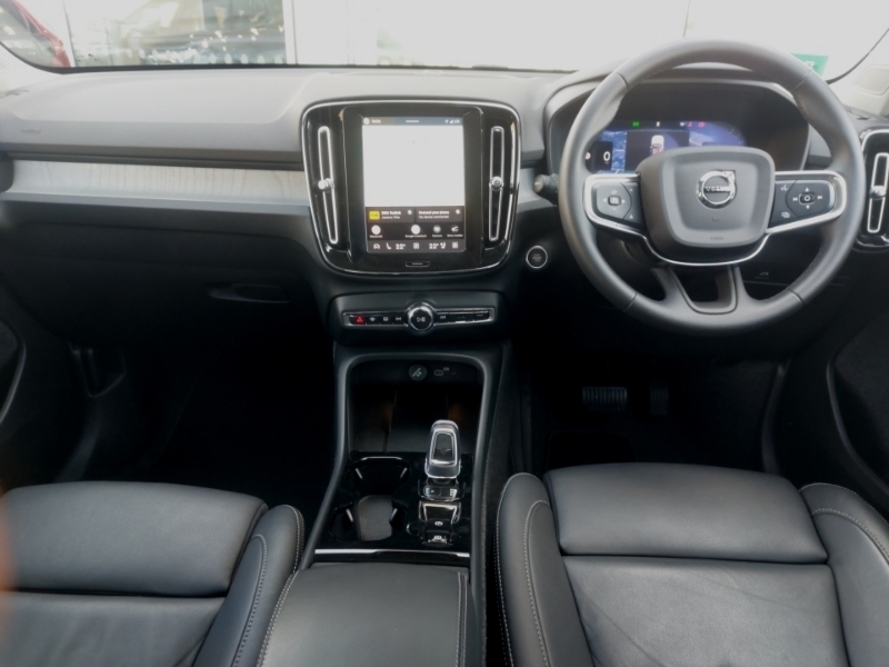 Volvo XC40 2.0 B3p Ultra Dark Black #3