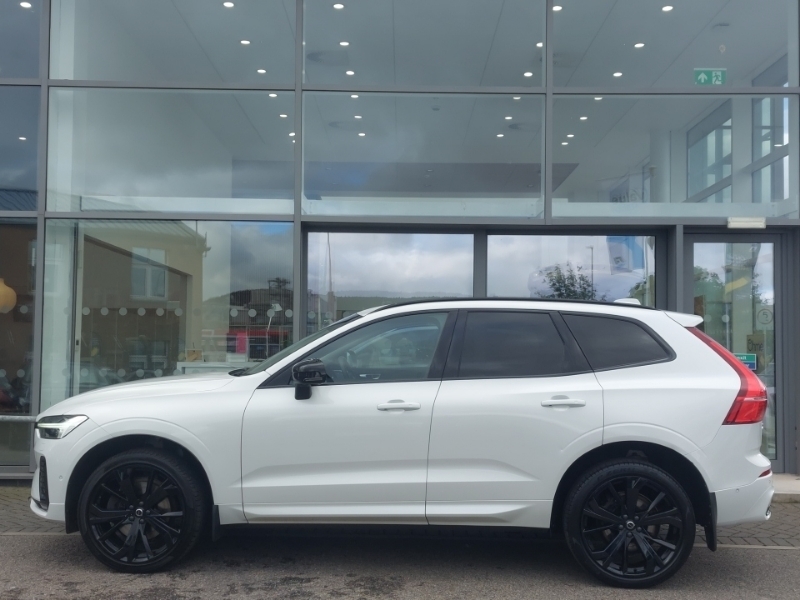 Volvo XC60 2.0 B5p Ultimate Dark Awd Geartronic White #4