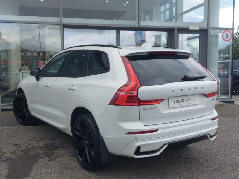 Volvo XC60 2.0 B5p Ultimate Dark Awd Geartronic White #2