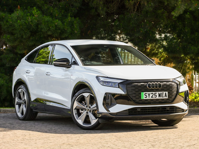 Audi Q4 E Tron 210Kw 45 82Kwh Black Edition White